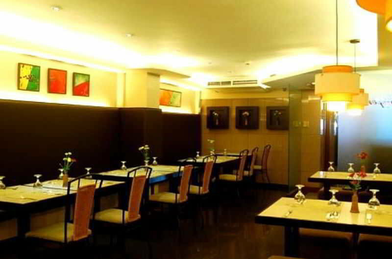 El Cielito Inn - Makati Makati City Exterior photo